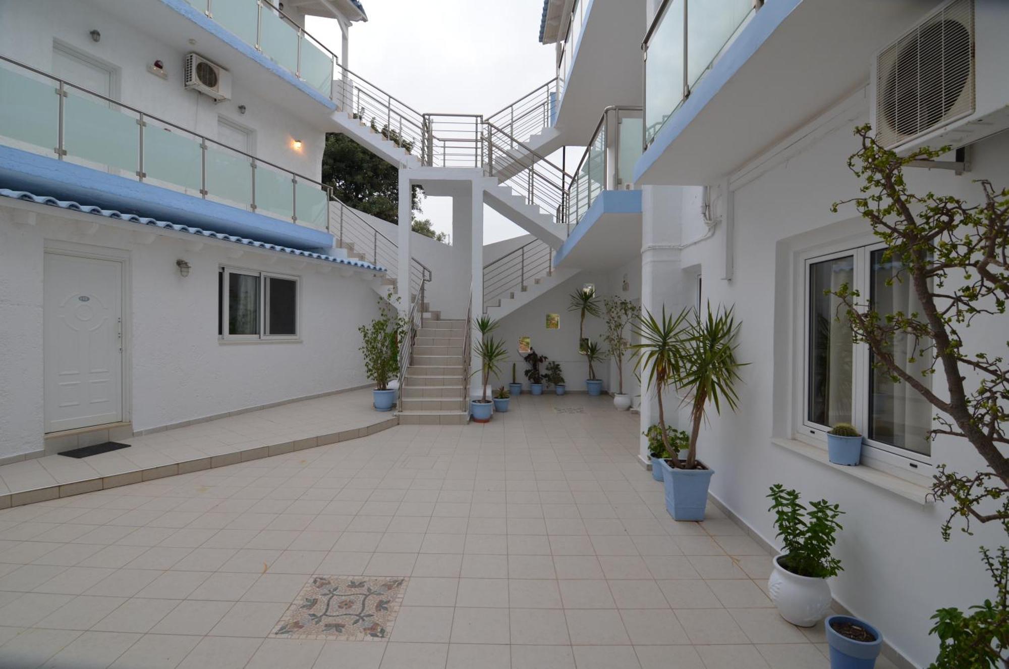 Areti Hotel Agia Galini  Exterior photo