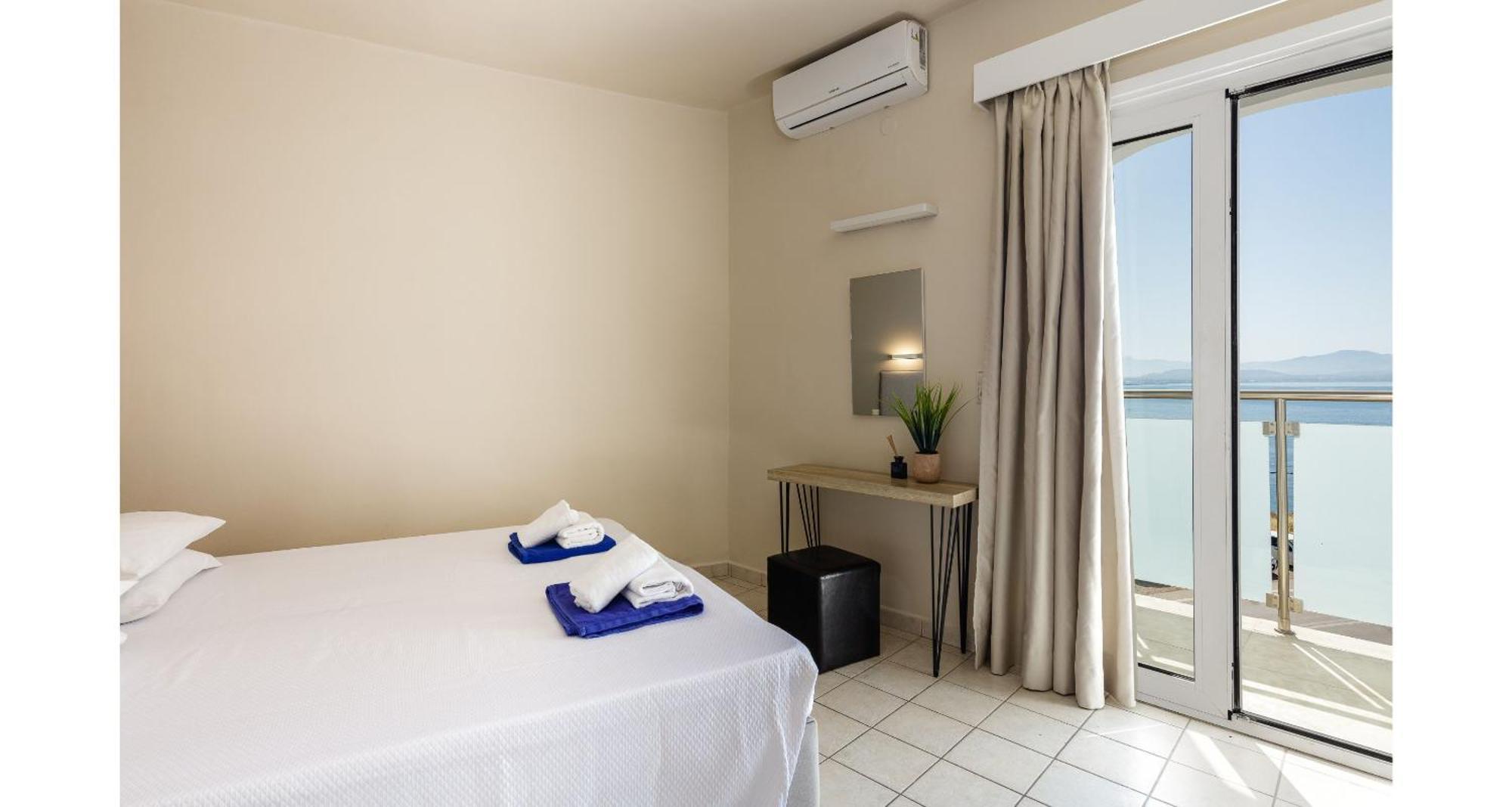 Areti Hotel Agia Galini  Exterior photo